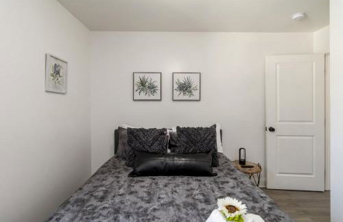 New Home in MidTown- Sleeps 11 For Rent in Atlanta - Foto 32