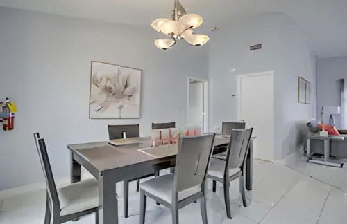 3BR Home with Private Pool near Sawgrass Mills Mall - Foto 5