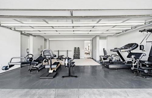 Luxury Villa with Heated Pool & Jacuzzi Near Costa Adeje Golf - Photo 9