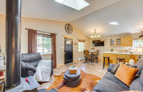 Cabin in Eleven Mile Village with Patio and Gas Grill! - Foto 5