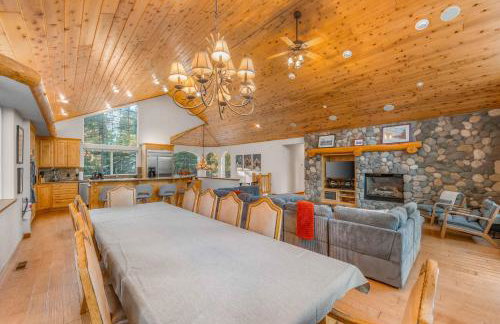 Fully Remodeled Tahoe Retreat with Game Room and Hot Tub - Foto 19