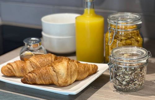 The Tower, 1 bed 1850's Tiny House - Foto 3