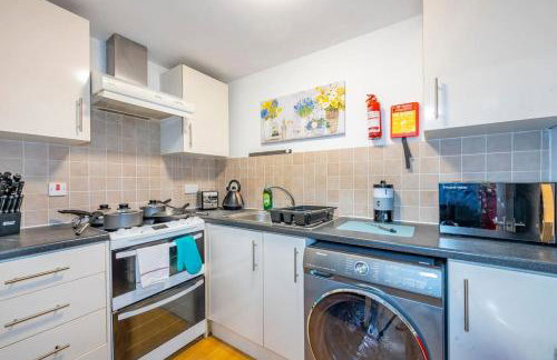 *F2GH* for your most relaxed & Cosy stay + Free Parking + Free Fast WiFi * - Foto 1