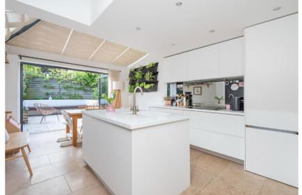 3-bedroom Home in Richmond - Ideal Family Living - Foto 61