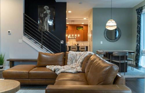 Luxury Townhome! Rooftop-Game Room! Near Broadway! - Foto 32