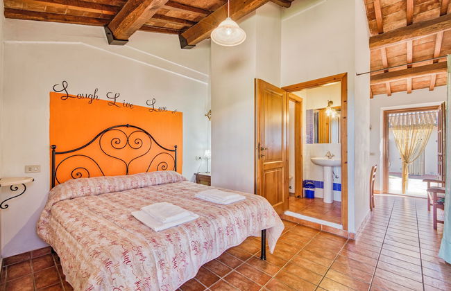 Laurel Apt With Shared Pool - Photo 49