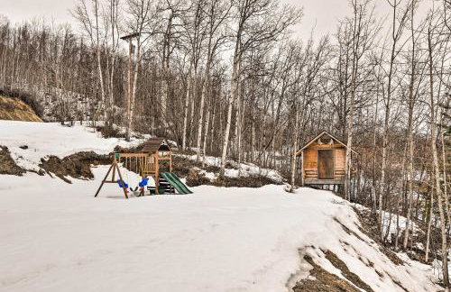 Alaskan Mountain Gem with Private Hot Tub and Gym! - Foto 26