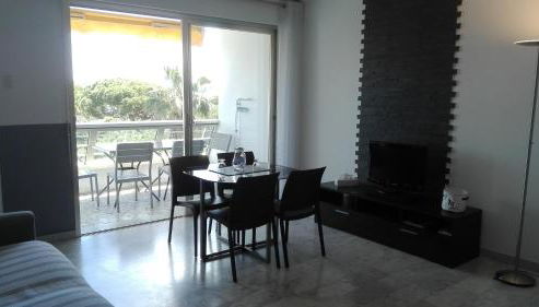 Grand studio climatisé en bord de mer avec parking sécurisé - Foto 4