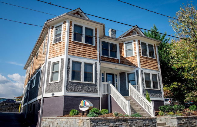 Downton Annie Apartment Four 2 BD 1BA Parking - Foto 41