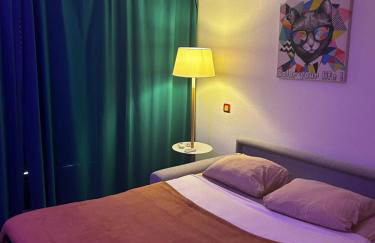 Studio/f1bis à 50 m de la plage - Photo 2