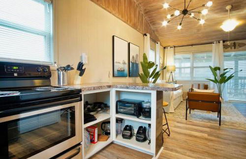 Serenity Sol ※ Surfside Charmer Near Beach & Jetty - Foto 16