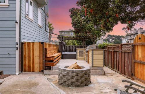 1 block to beach, Private Hot Tub, Fire Pit and BBQ - Foto 3