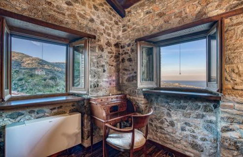 Nice Home In Montepaone - Photo 18