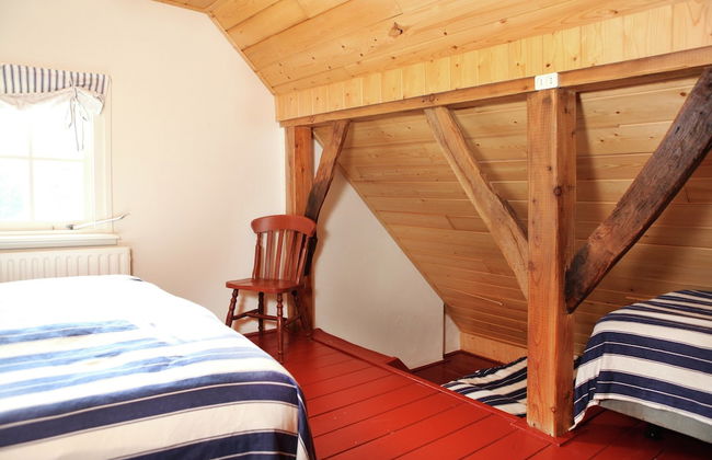 Cozy Apartment in Enschede Near Forest - Photo 11