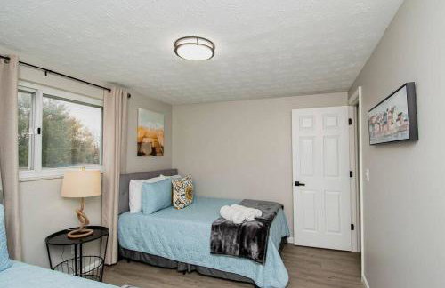 Modern Ranch near Downtown and Airport - Foto 34