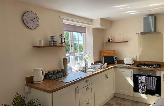 Apartment - Sleeps 2 - Pet Friendly - Parking - Foto 5