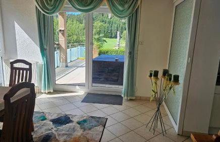 Eichhörnchen-Haus Körner im Schwarzwald - Foto 12