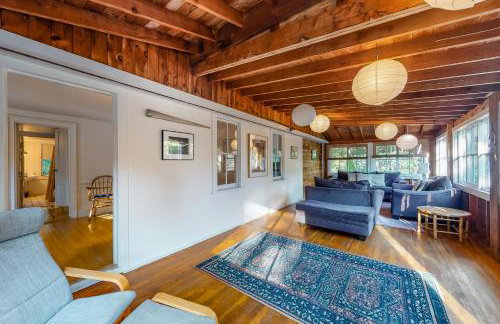 Beachroad Hideout - Photo 7