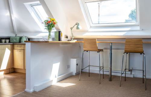 Tranquil cosy apartment in centre of Avening - Pass the Keys - Foto 23