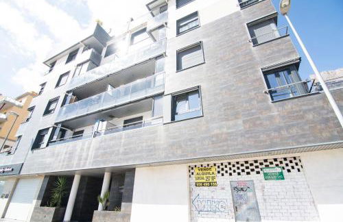 EnjoyGranada LUJO Piscina y Parking - Foto 54