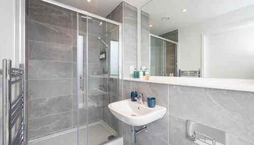 Villa Amalfi 2BR Urban Retreat - Foto 5