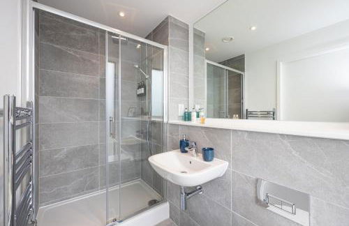 Villa Amalfi 2BR Urban Retreat - Foto 5