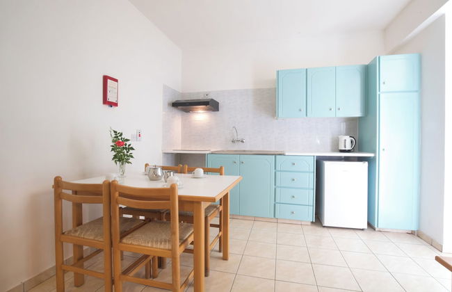 DebbieXenia Hotel Apartments - Foto 5