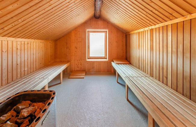 Holiday Home in Vielsalm With Bubble Bath - Photo 25