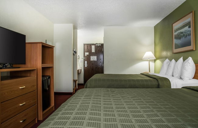 Hudson Inn & Suites - Foto 12