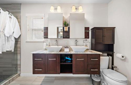 Pool Stay Near DT, Heights WiFi Games Yard BBQ - Foto 26