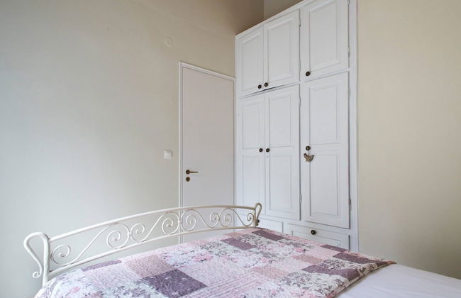 Cute Yellow Handmade House With Garden - Foto 10