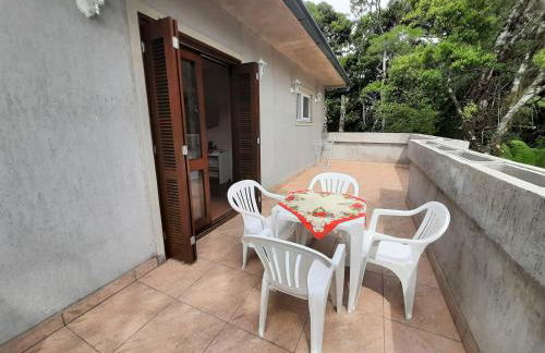 Apartamento Refúgio do Ipê em Gramado - Próximo ao Lago Negro - Photo 12