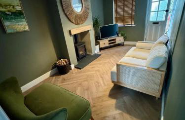 Cheshire Countryside Escape with Garden & Sunrise View - Foto 1