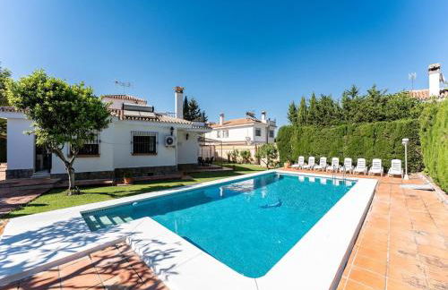 Pleasant Villa in Churriana with pool - Photo 13