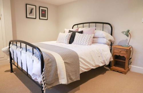 Beautifully refurbished 3 bedroom cottage - Foto 8