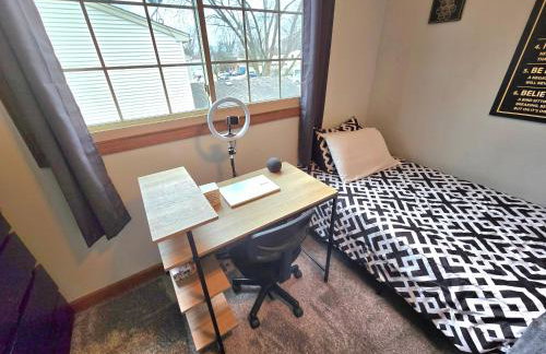 3 bedroom 3 bath lovely home in Aurora IL - Foto 29