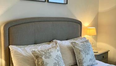 Central & Cosy, Home from Home with Large Garden & Free Parking, Bournemouth - Foto 1