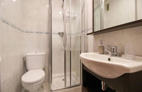 s20 apartment pool/garden/terrac - Foto 29