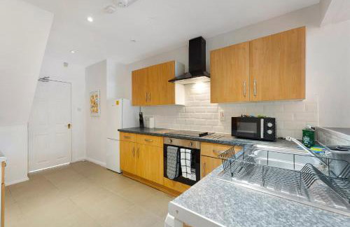 New! 5BR in Newton Drive - Foto 38