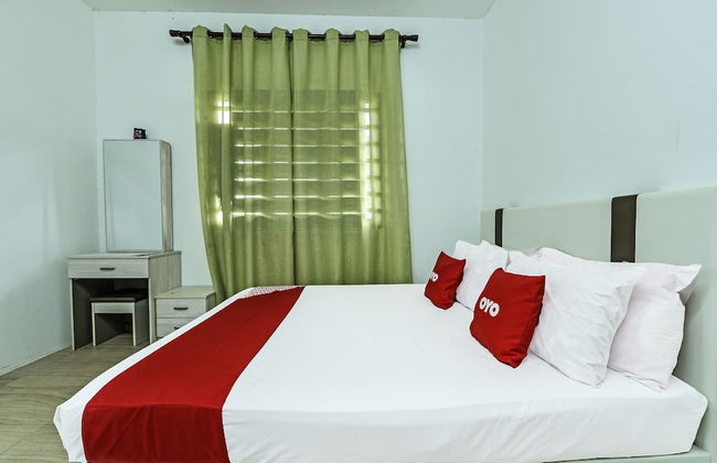 OYO HOME 90682 Liliz Mambang Farmstay - Foto 7