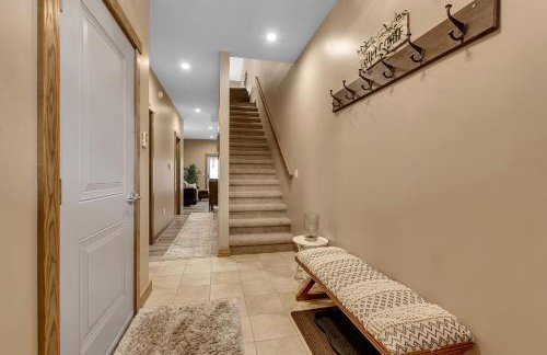 Luxurious 3-Bedroom Townhouse Walk to Village - Foto 69