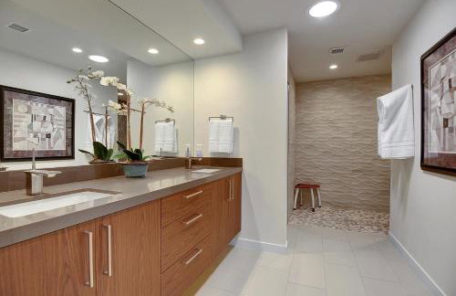 The Cascades Retreat - Walk to Downtown! - Foto 22