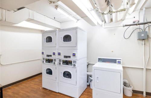 Top Floor Studio with Balcony & Views 3528 - Foto 50