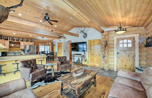 Charming Bedford Cabin with Private Hot Tub! - Photo 2