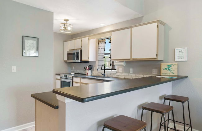 Highland Hideaway - Branson - Local Attractions, On-site Amenities & More! - Photo 12