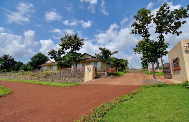 Tiki Farms – Polynesian Boutique Resort, Karjat - Foto 1