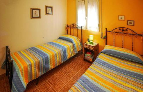 Amazing Home In Floridia - Photo 29