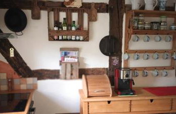 Fachwerkhaus mit Garten nah an Stadt und Natur - Foto 8