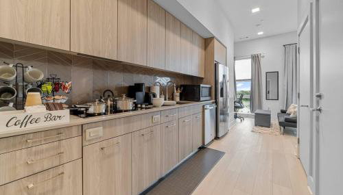 Stylish and Cozy at Revere Beach - Foto 5