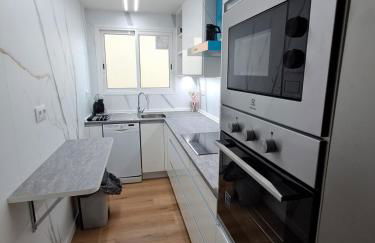 Bonito piso a 100 metros de la playa - Foto 1